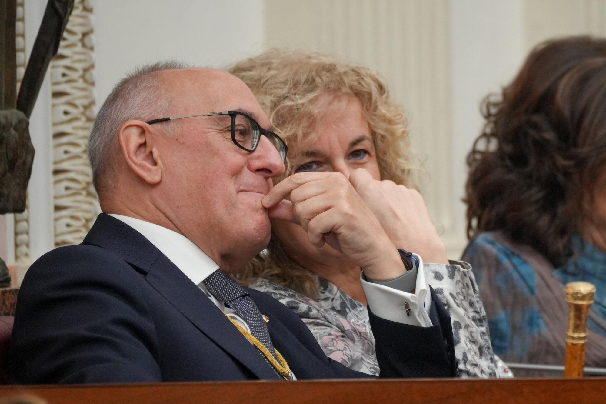 En imágenes: Pleno Tradicional de noviembre de Juntas Generales