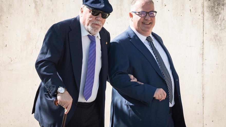 Villarejo afirma que Rajoy aprovechó una operación sobre Bárcenas para "trincar" información