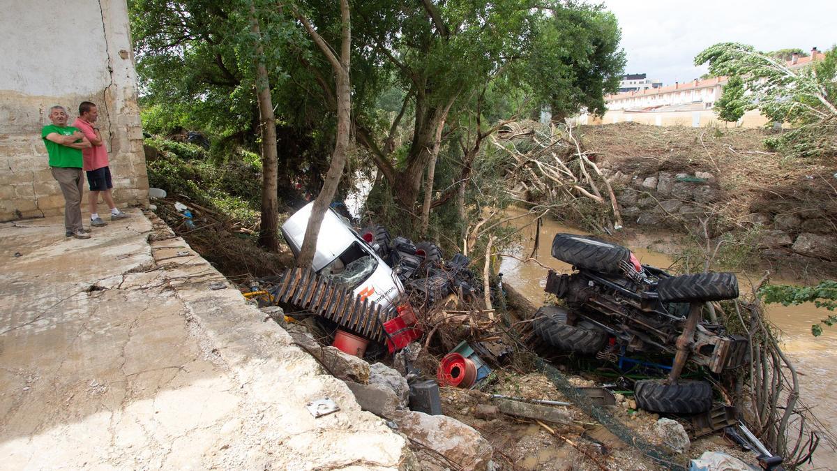 Daños tras el desbordamiento del río Cidacos en Tafalla debido a las fuertes lluvias en 2019.
