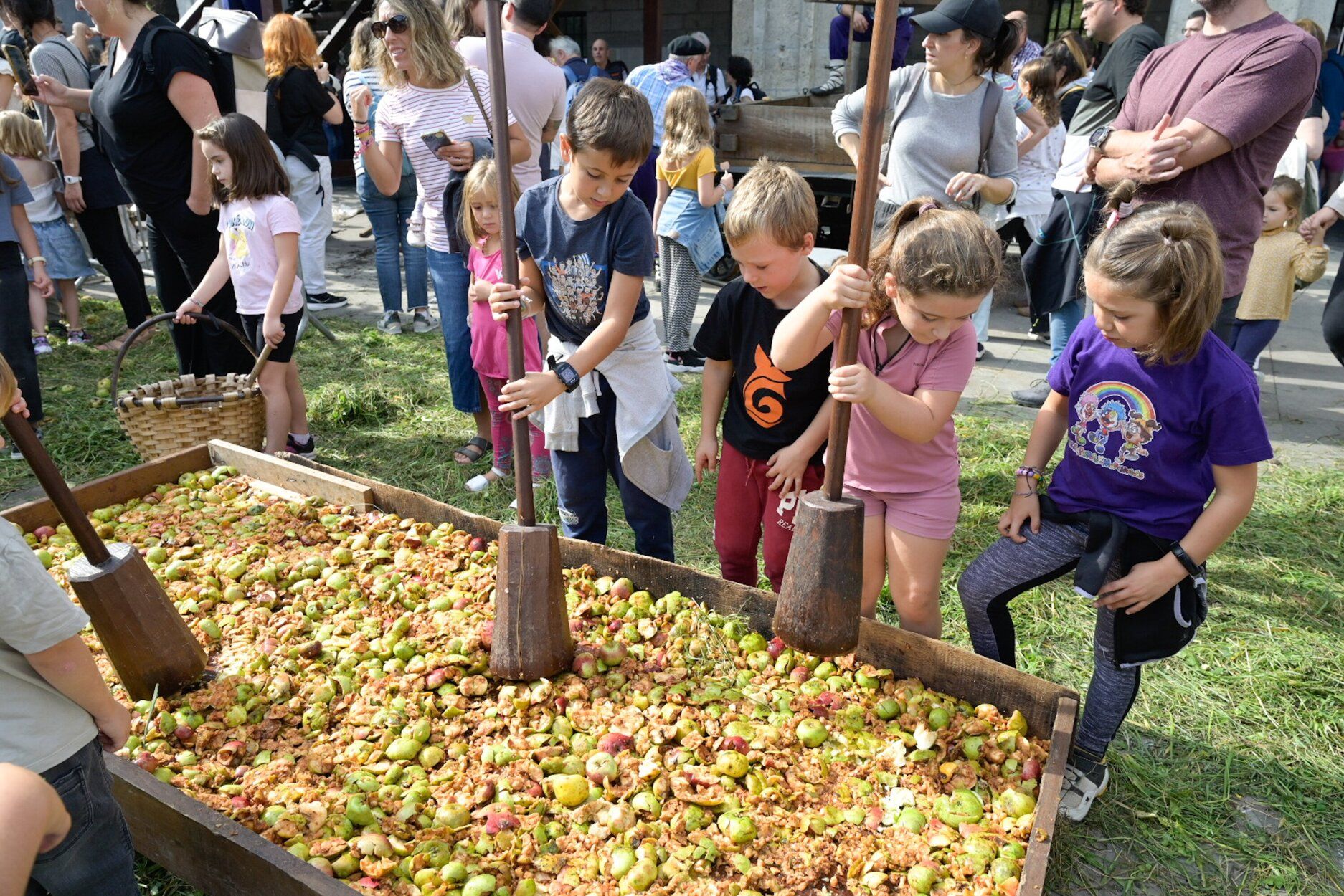 Feria de la cosecha de la manzana en Astigarraga.