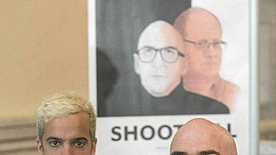 El director Félix Colomer y Manuel Barbero, padre de una víctima de violación