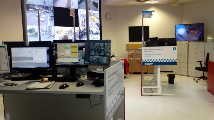 Daños intencionados en 13 vehículos en Iturrama