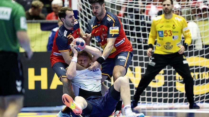 La selección española de balonmano recae en sus errores y pierde ante Noruega