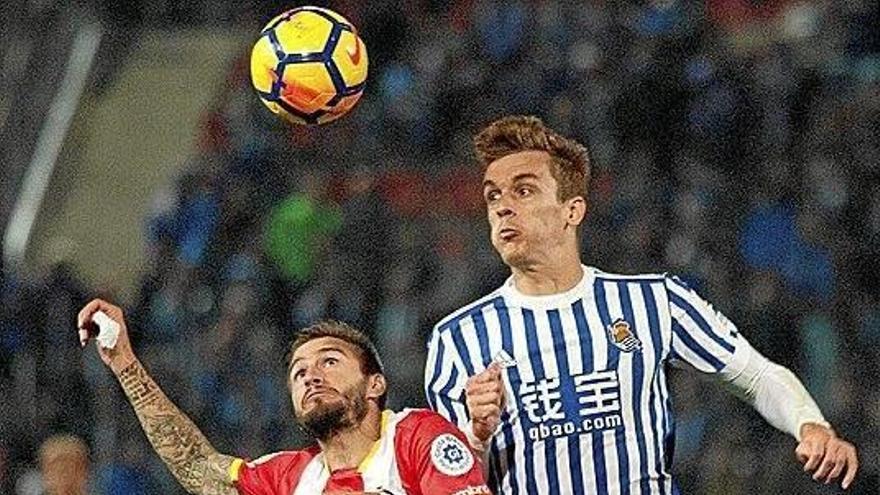 Zurutuza y Diego Llorente no viajan a Noruega