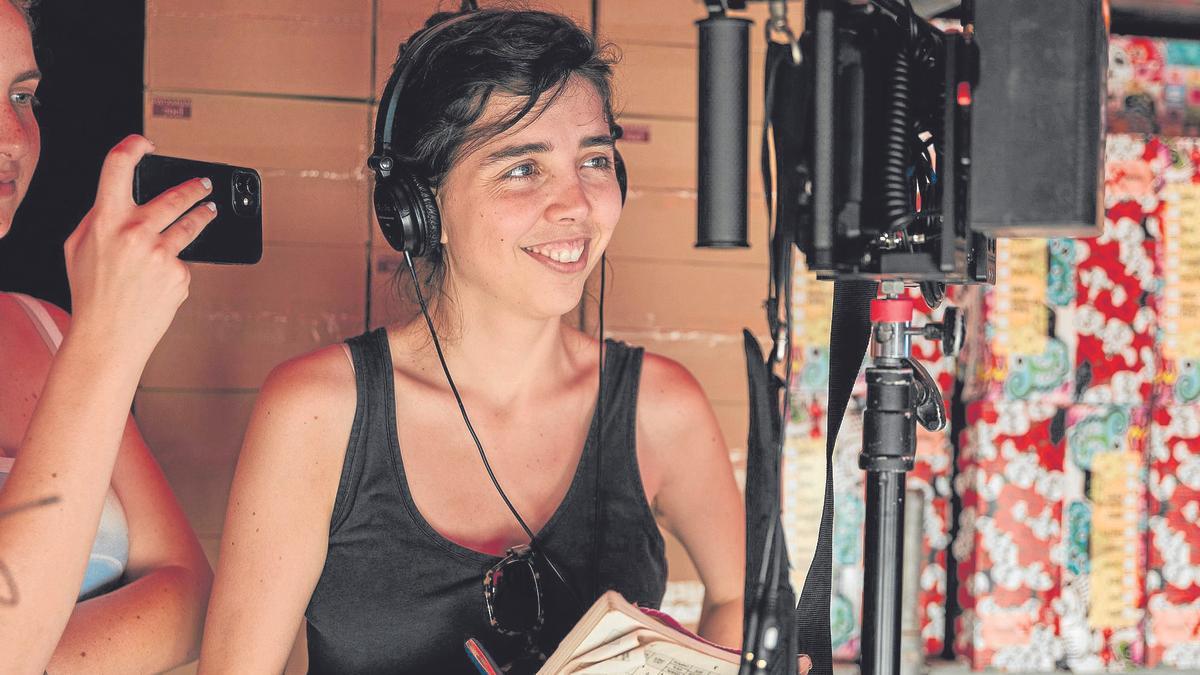 Sara Fantova Bartzelonan bizi izan da urte askoan, baina istorioak etxean kontatu nahi ditu.