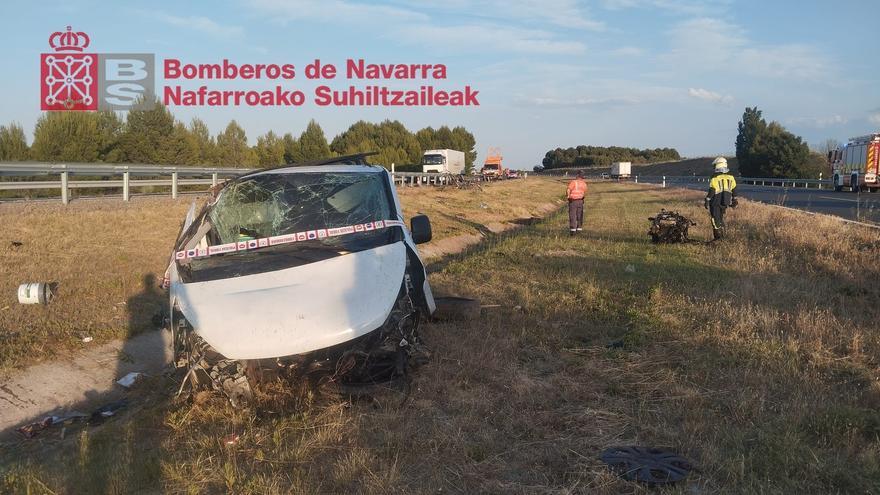 Dos heridos en una salida de vía en la AP-68 a la altura de 