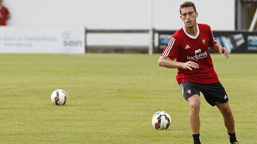 Torres, baja para Tenerife, aunque son altas Loé, Nekounam y Vujadinovic