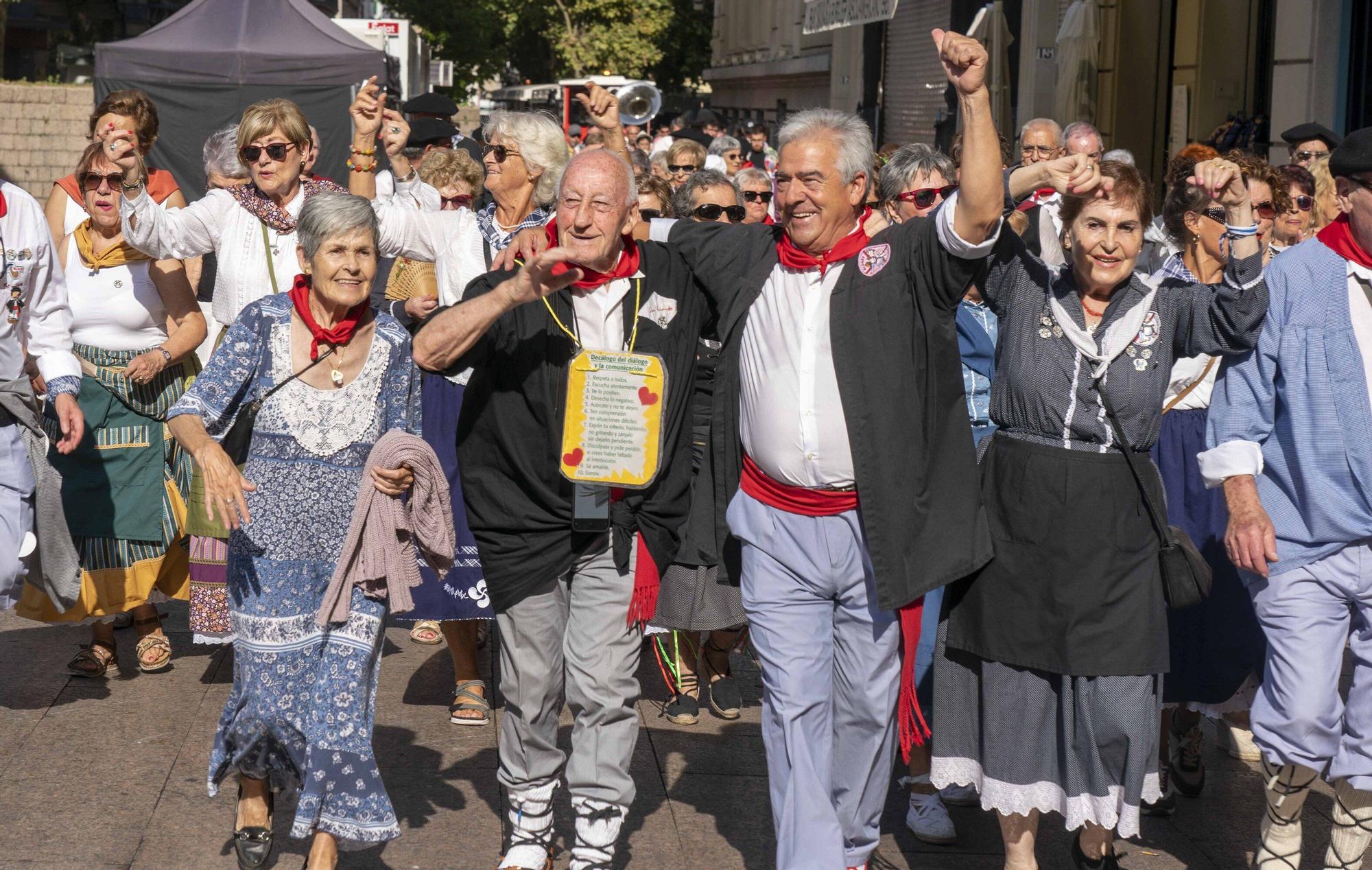 En imágenes: Blusas y neskas veteranos celebran su día en La Blanca