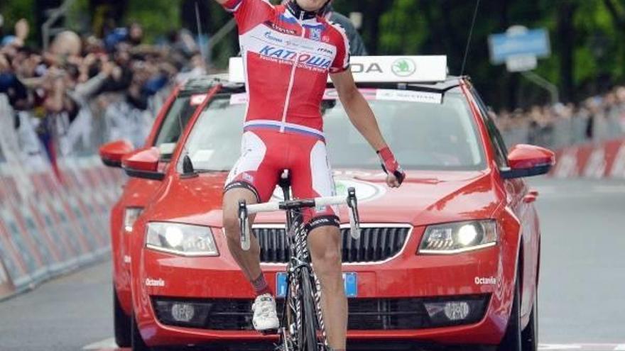 Belkov se lleva la etapa y Nibali mantiene el liderato
