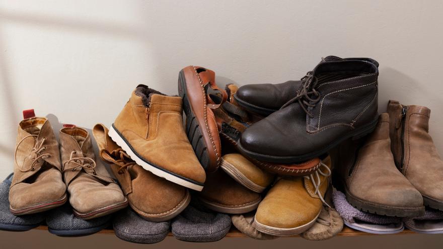 Adiós calzado por el suelo: el invento de Leroy Merlin para guardar zapatillas sin ocupar espacio