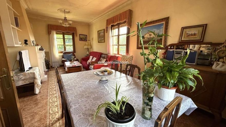 Perspectiva del interior del chalet cerca de Vitoria