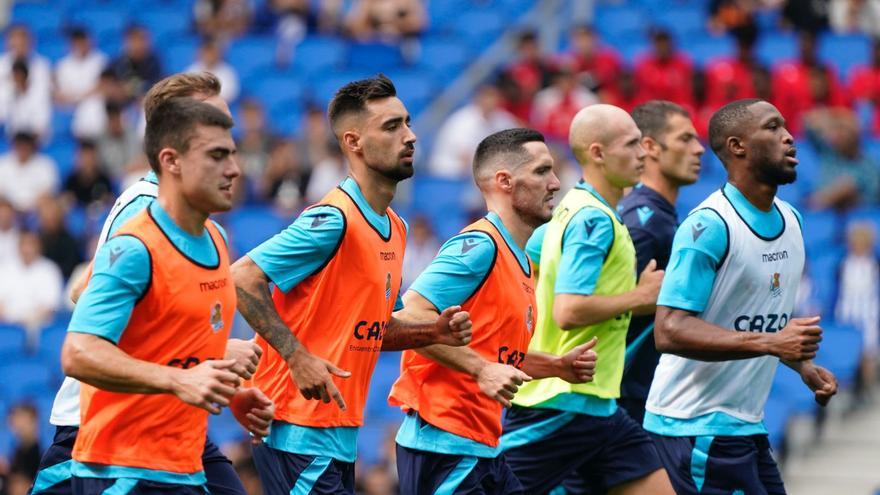La Real Sociedad 2022-23 celebra en Anoeta su primer entrenamiento
