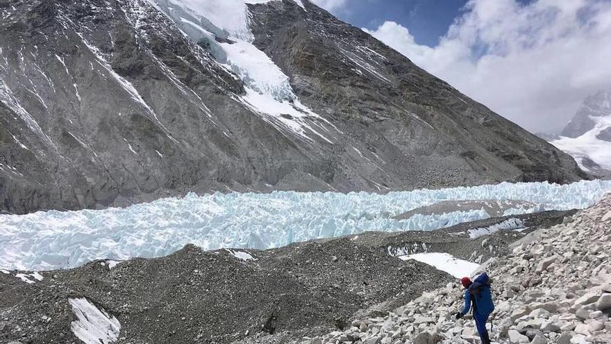 Kilian Jornet parte hacía el Everest tras subir al Cho Oyu