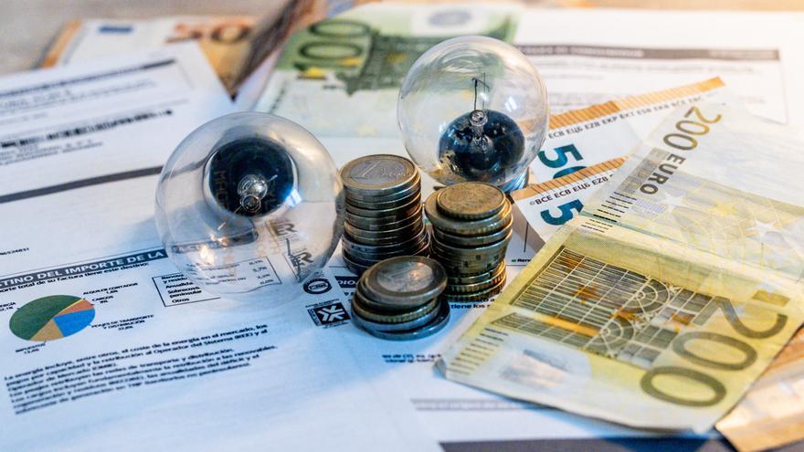 Facua lamenta la vuelta al 21% del IVA de la luz y pide al Gobierno que apruebe un tipo reducido permanente