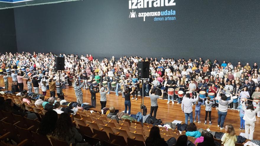 Azpeitiko San Sebastian bezperako danborradaren lehen entsaioaren irudiak