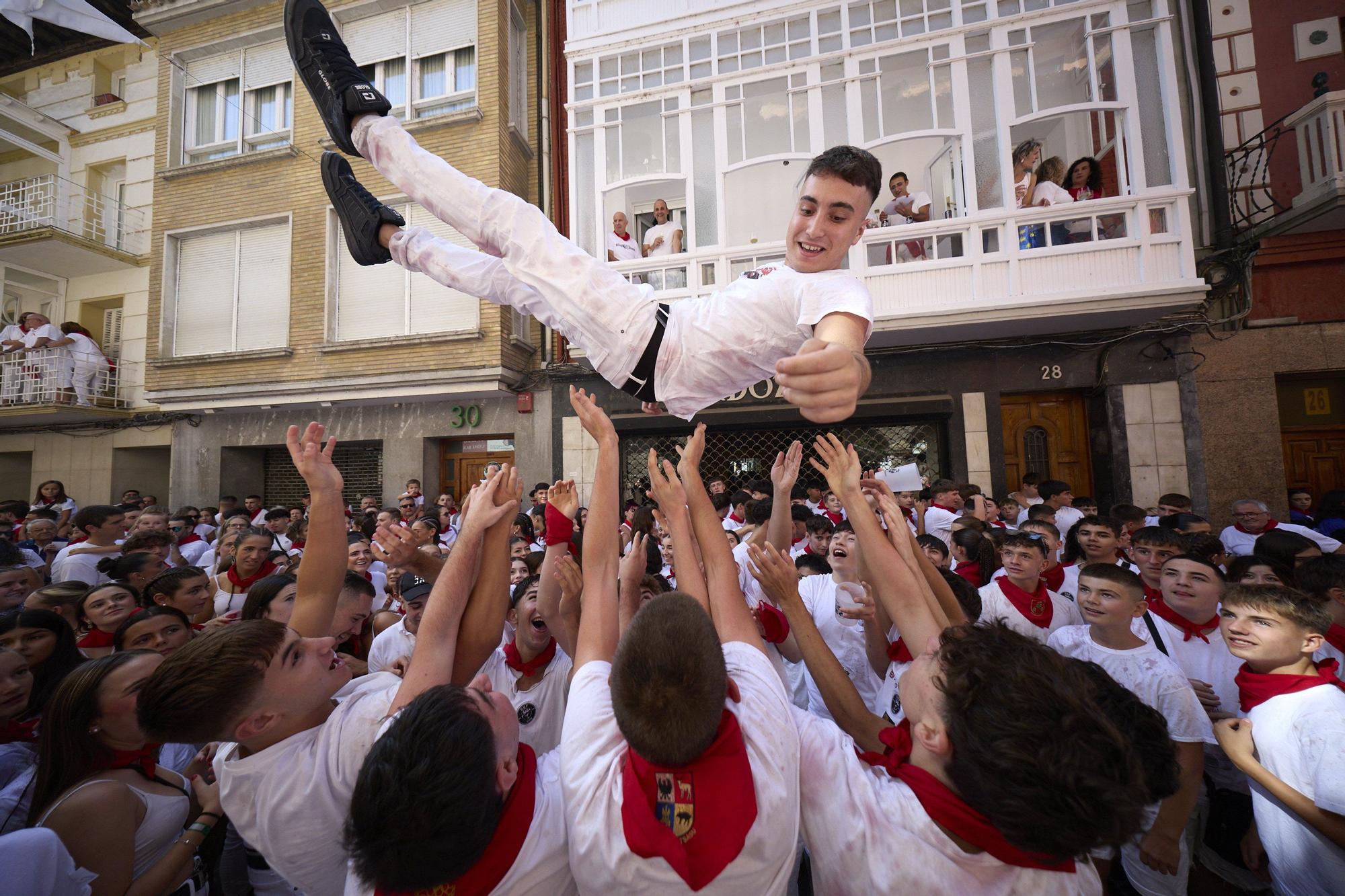Fotos del cohete de fiestas de Sangüesa 2025