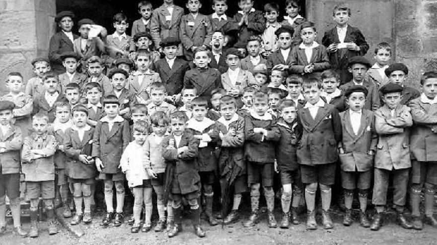 Cuatro siglos de educación en Ataun