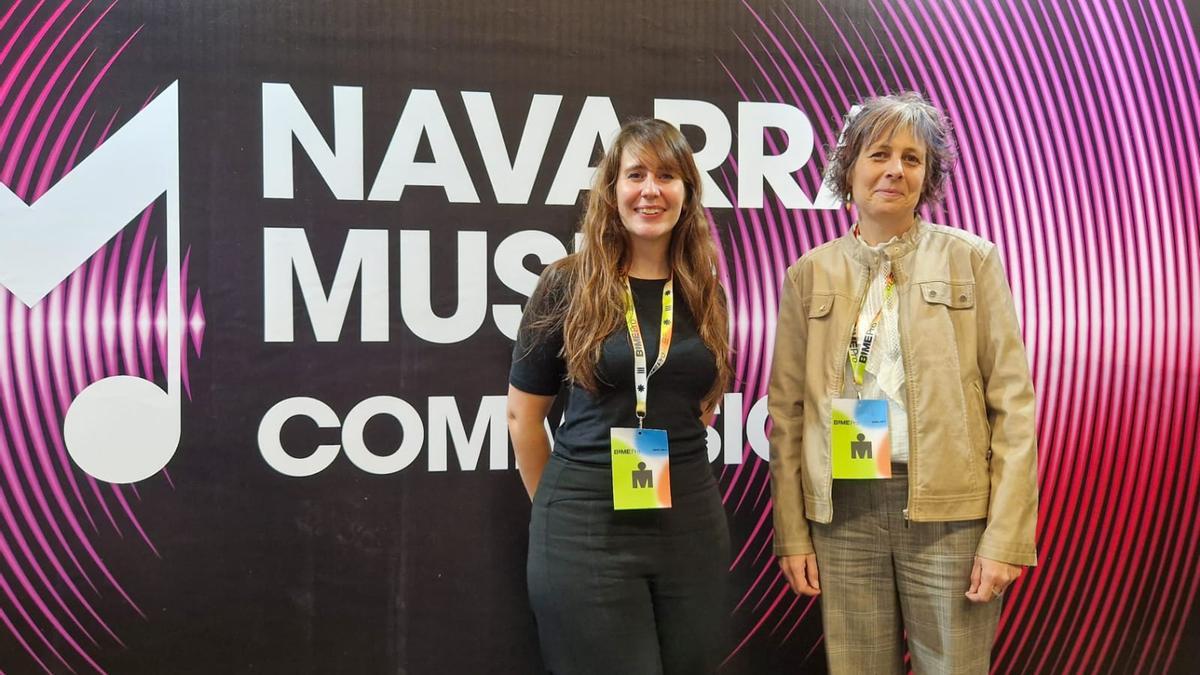 La consejera Esnaola junto a la directora de Industrias Culturales del Ministerio de Cultura y Deporte, Carmen Páez.