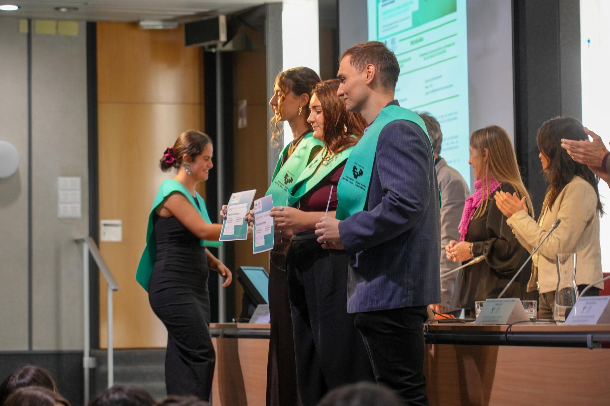 En imágenes: Graduación de la 12ª promoción de los grados de Educación de la EHU
