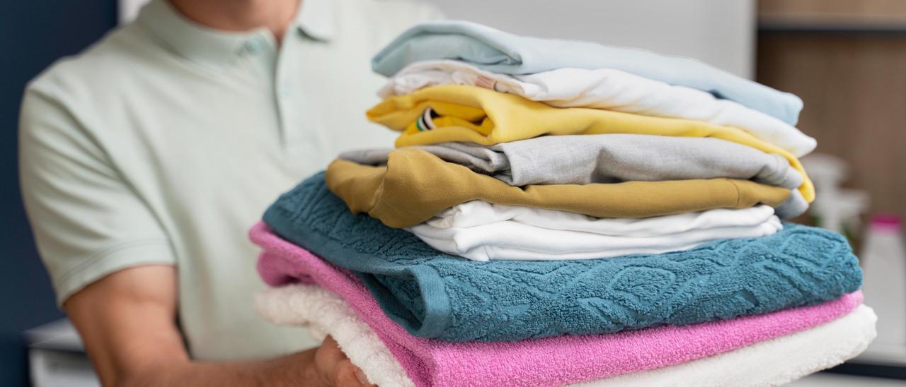 Adiós a las coladas interminables: el truco de una experta para secar la ropa en invierno