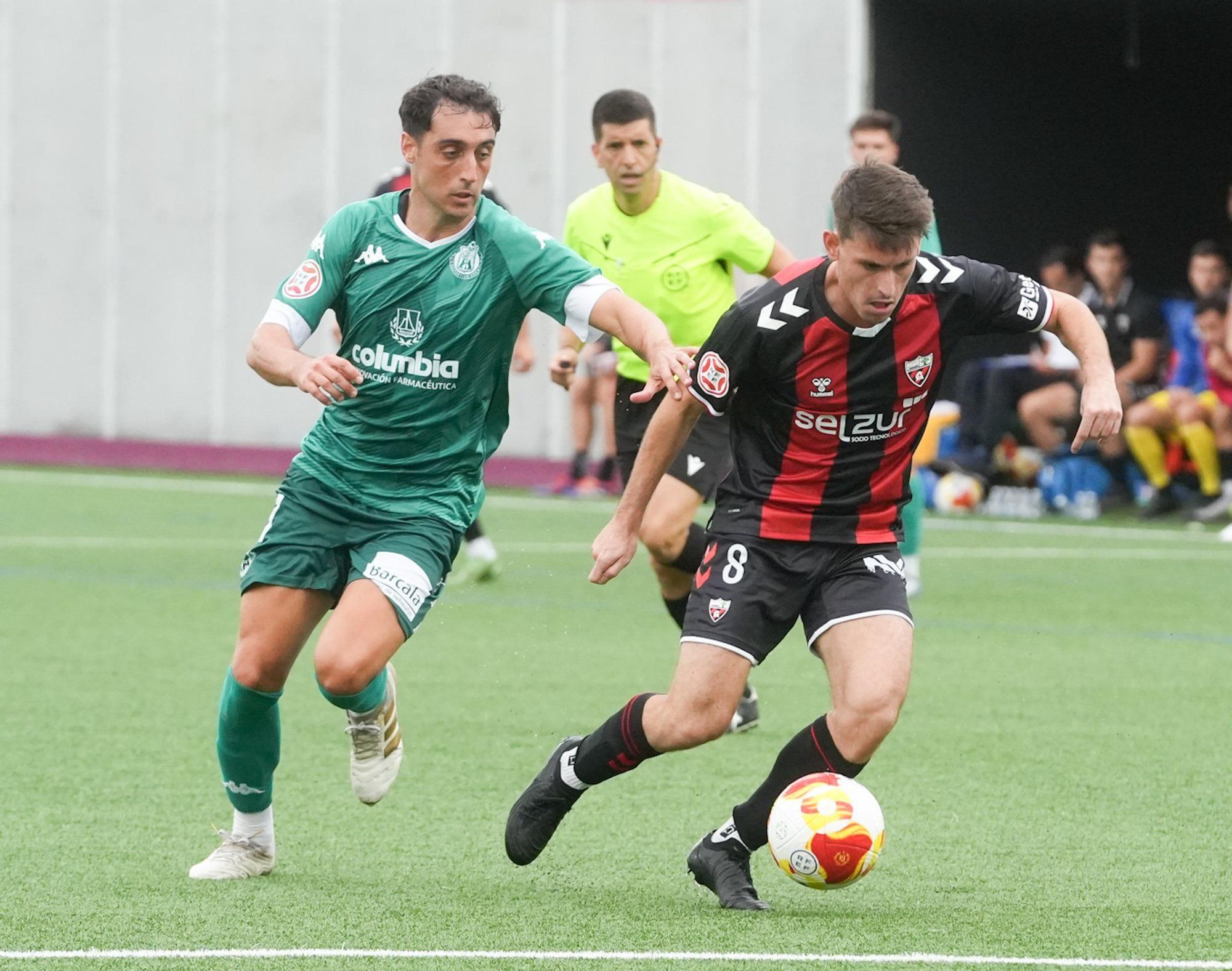 En imágenes: El Arenas vence en su debut en Primera RFEF