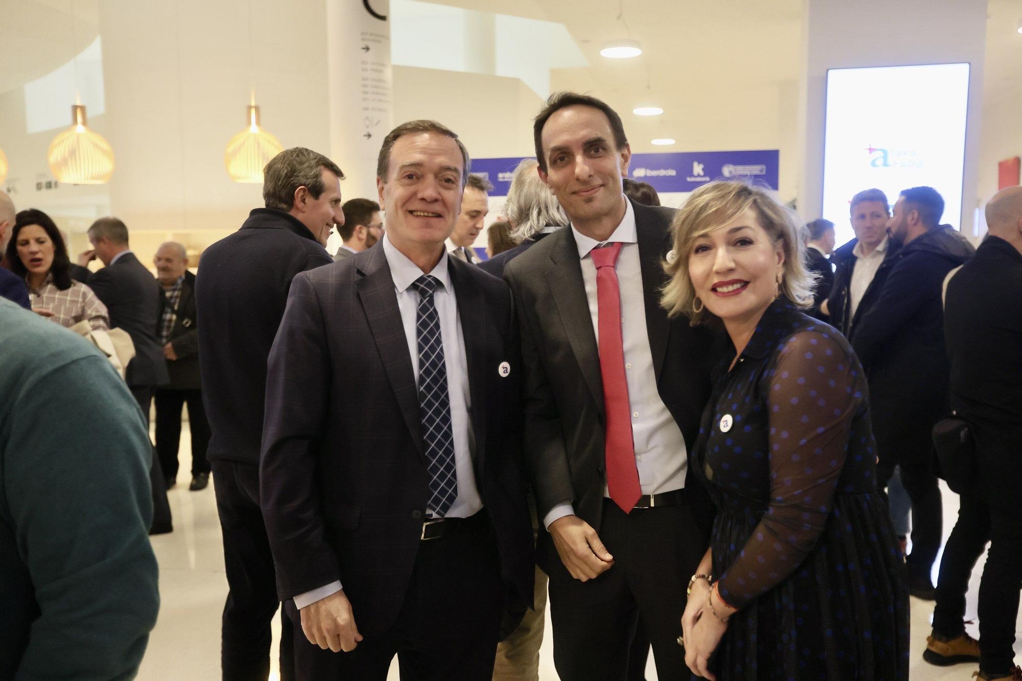 En imágenes: Más de 600 invitados celebran los 20 años de DNA en los Premios +Álava Sariak