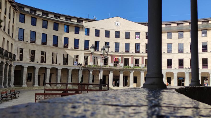 Laudio abre a consulta la norma del comedor para mayores