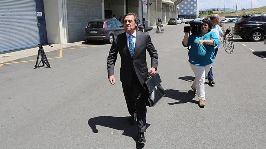 Archanco resiste y se marcha