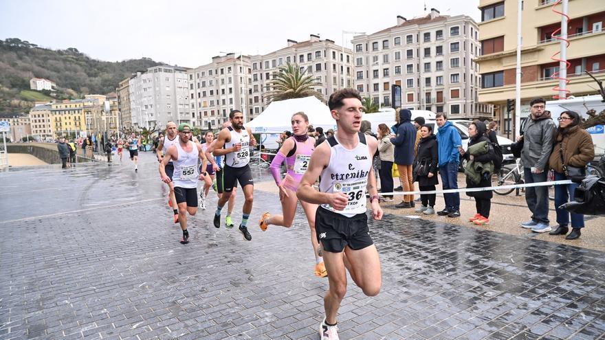 Carlos Mayo e Isabel Barreiro, vencedores en una Gimnástica de Ulía pasada por lluvia