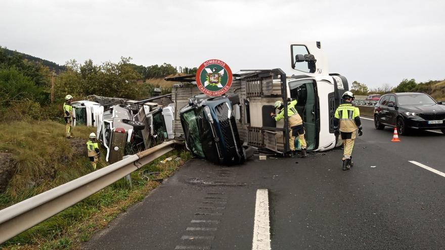 Vuelca un camión en Onton en dirección Bilbao