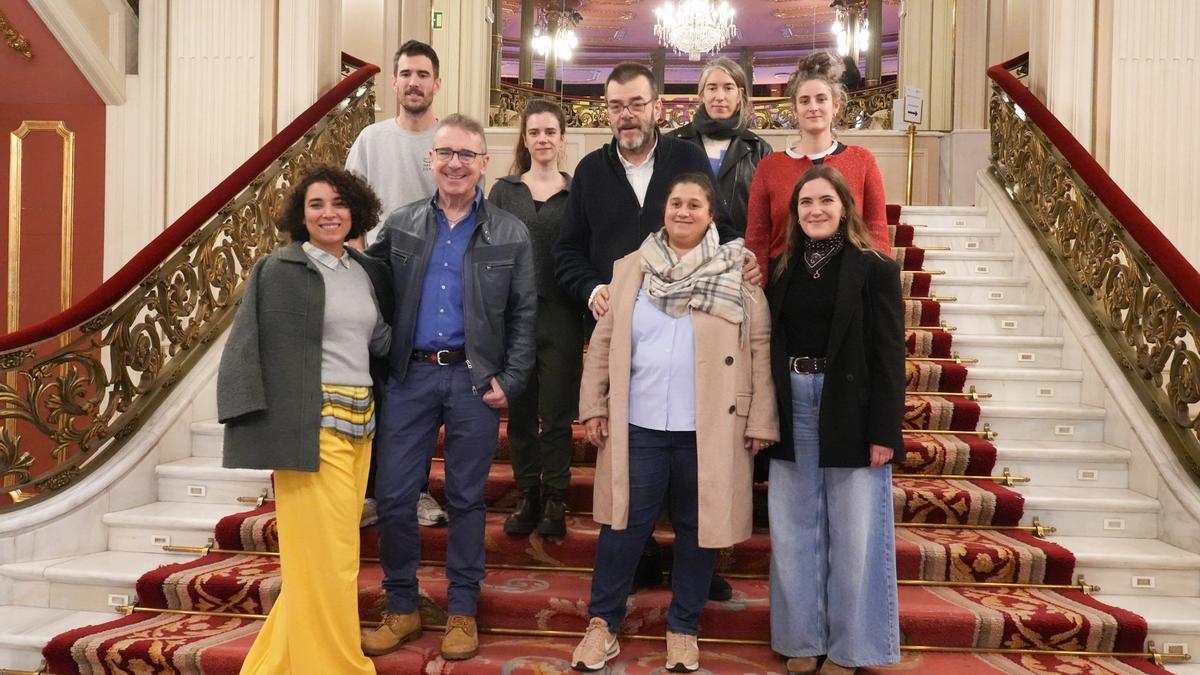 El director del festival Joseba Lopezortega, con algunos de los premiados.