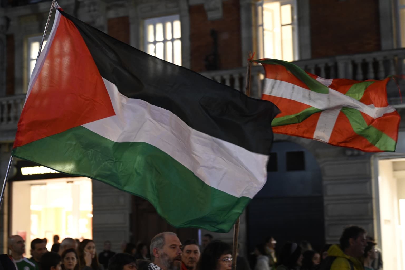 Cientos de personas marchan en Bilbao en apoyo a Palestina