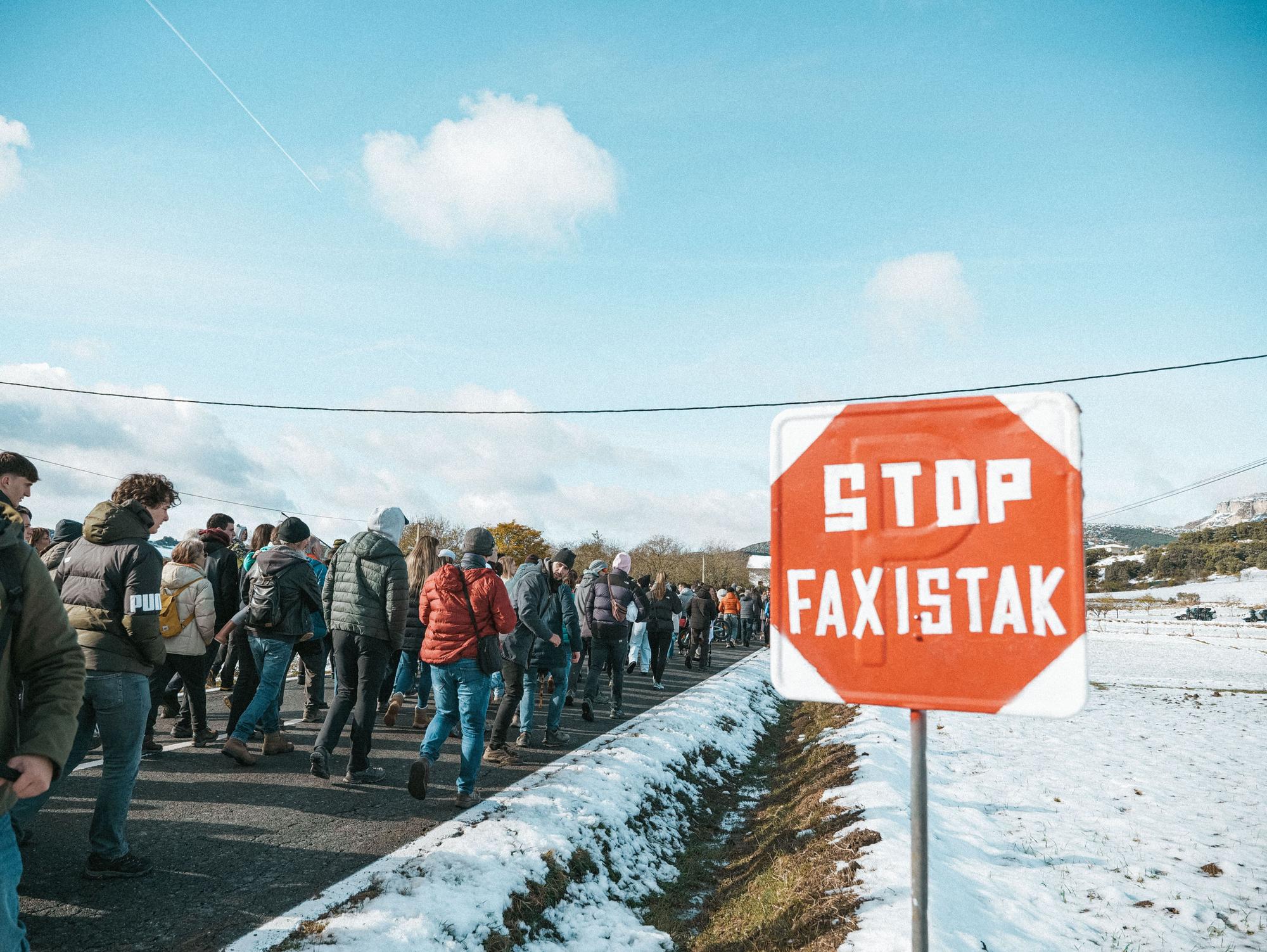 Fotos de la manifestación desde Arizala hasta Abárzuza contra la presencia de la Fundación Maestro Ávila
