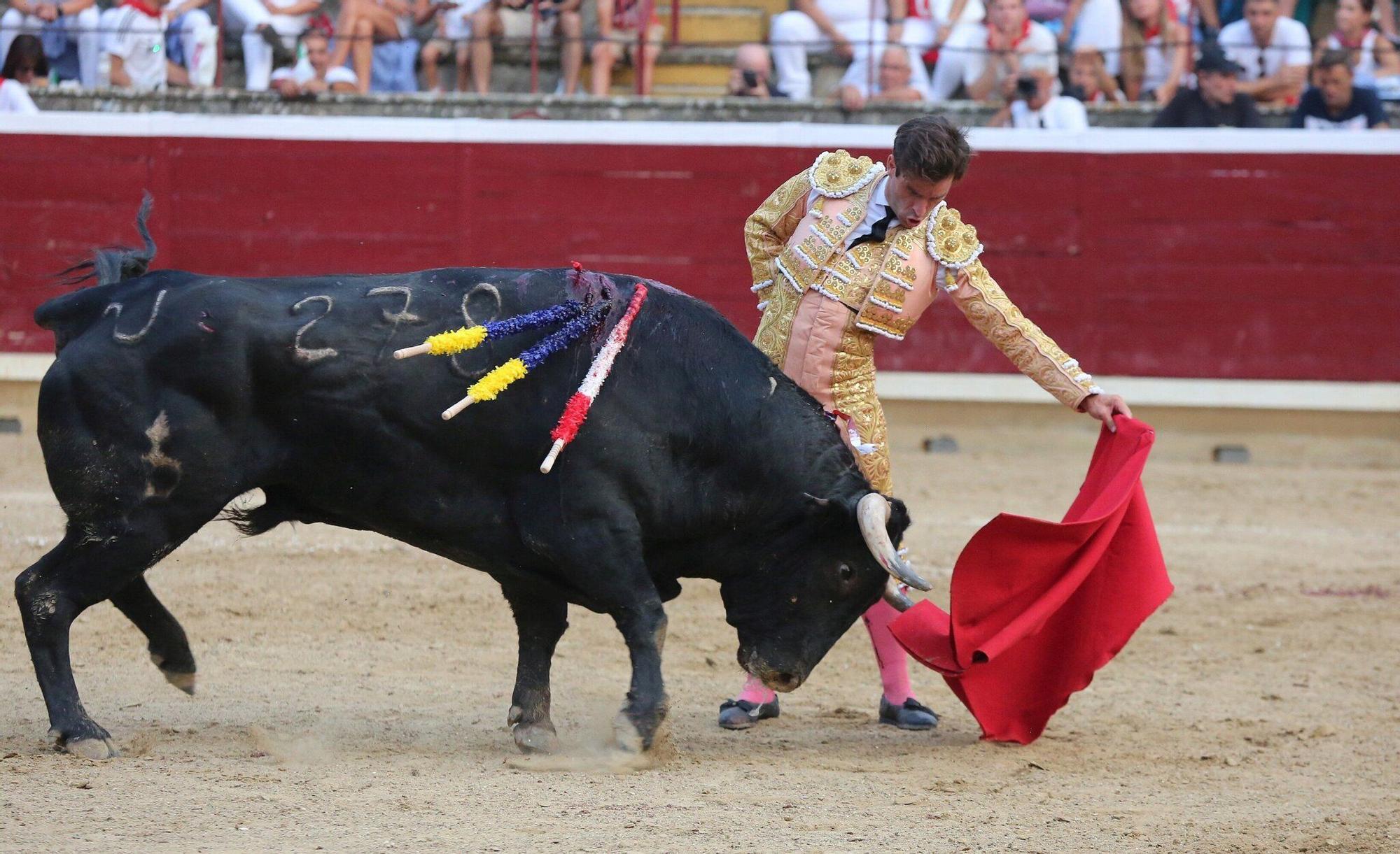 Fotos de la tercera corrida de toros de fiestas de Tafalla