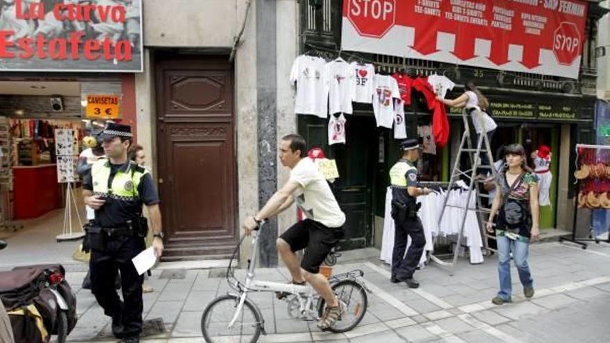 La actividad del comercio minorista vuelve a sufrir la crisis.