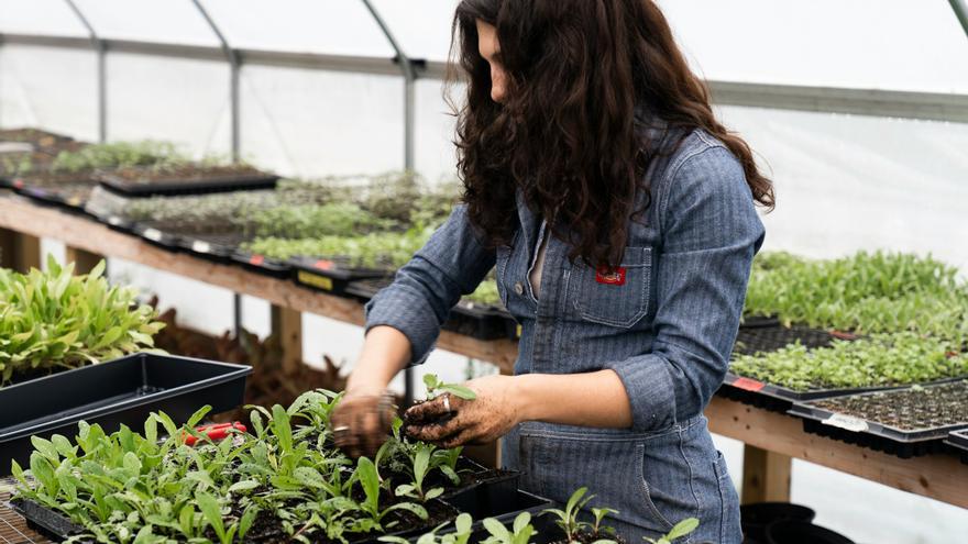 “El gran desafío es garantizar que vivir del campo y del mar en Euskadi sea posible y digno”