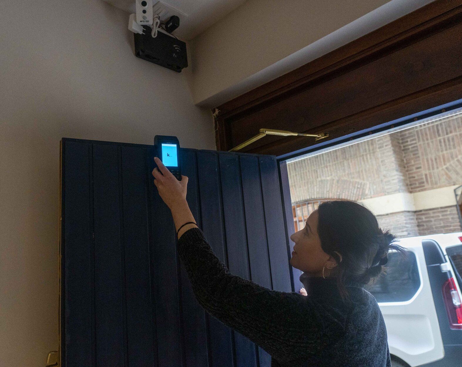 La responsable del bar Arima ha denunciado varias veces el problema con la conectividad a Internet en el Casco Viejo