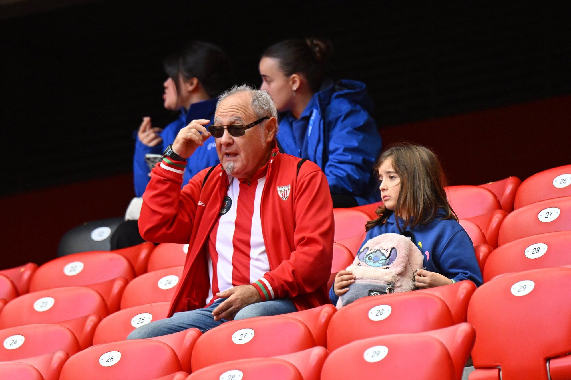 En imágenes: ¿Has estado en San Mamés viendo el Athletic-Real Oviedo? Búscate en nuestra galería