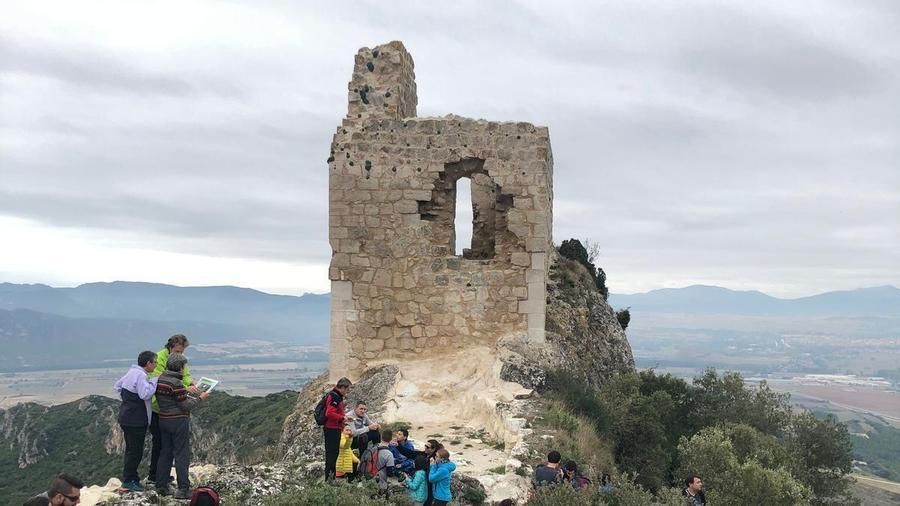 Una familia en el Castillo de Portilla.