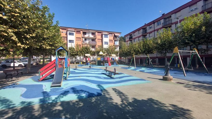Lazkao inicia el proceso para cubrir el parque infantil de Areso