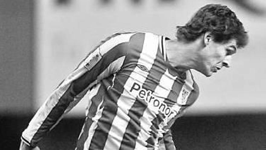 Fernando Llorente, en un encuentro con Osasuna.