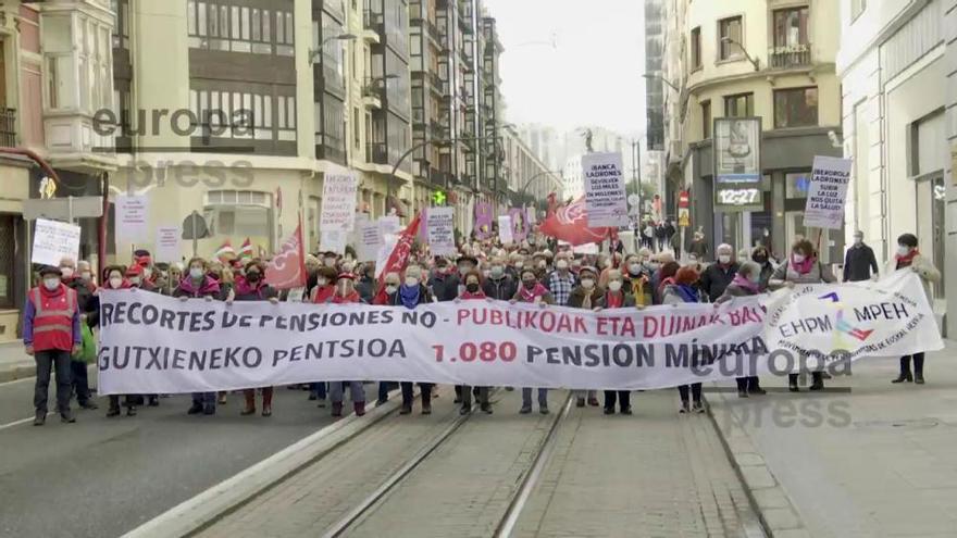 Miles de pensionistas vascos reclaman una subida de pensiones conforme al &quot;IPC real&quot;