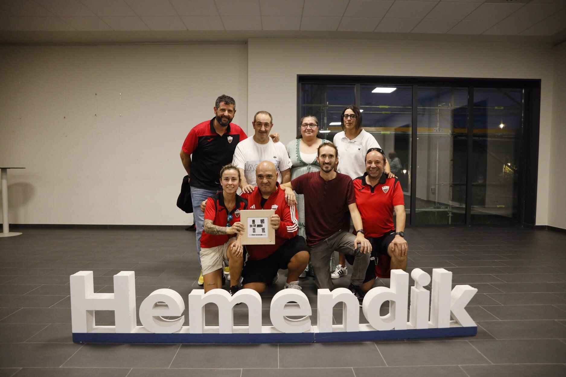 En imágenes: un canto a lo más cercano desde Derio en los DEIA Laboral Kutxa Hemendik Sariak