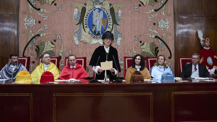 La rectora de la Universidad de Navarra aboga por "investigar más y con más ambición" para afrontar los desafíos de una sociedad cambiante