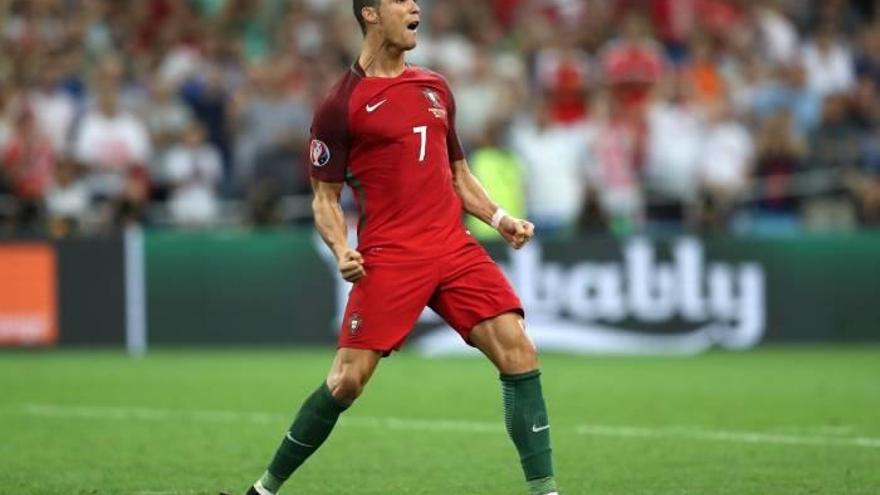 Cristiano consigue su cuarto Balón de Oro