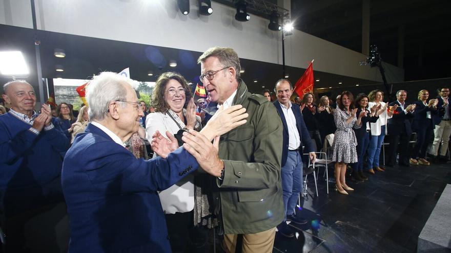 Feijóo busca el espacio de UPN y cree que el PP liderará más pronto que tarde la derecha navarra