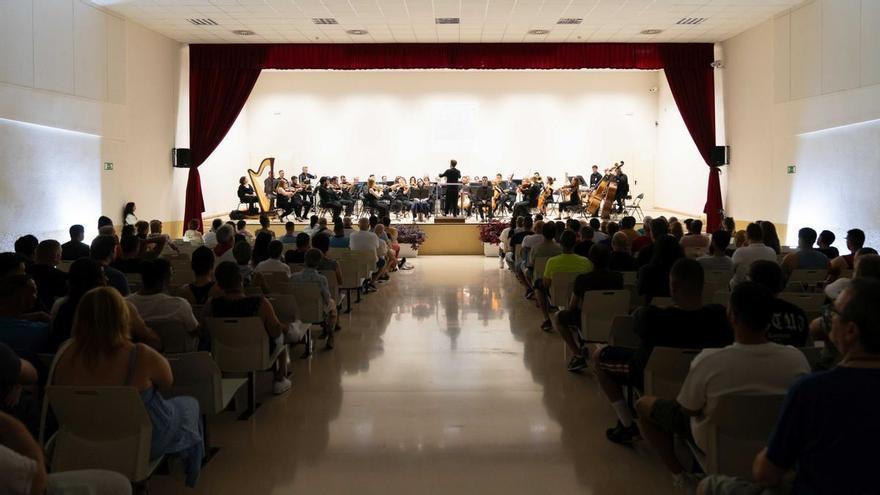 La BOS ofrece un concierto en el centro penitenciario de Álava 
