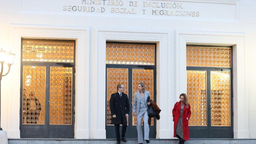 La marcha atrás del Estado pone en peligro los traspasos y Euskadi no acepta “gato por liebre”