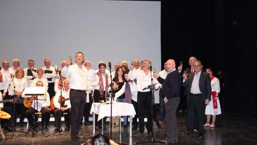 Concierto para sufragar la concentración de Auroros