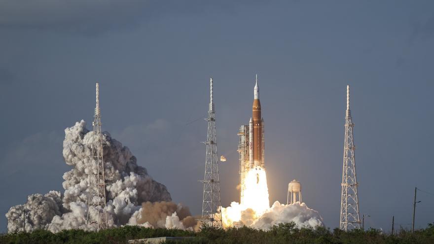 Así ha sido el despegue de la misión Artemis II que llevará a cuatro astronautas alrededor de la Luna